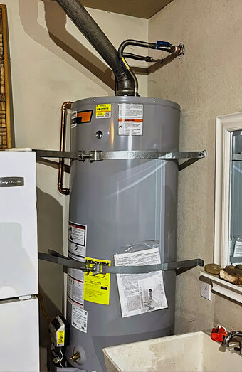 https://southperthhotwater.com.au/uploads/2025/06/electric-hot-water-system-58767.jpg