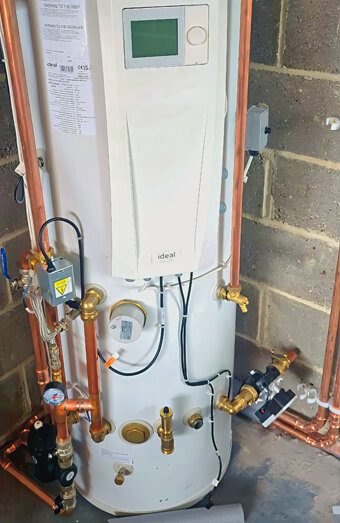 https://southperthhotwater.com.au/uploads/2025/06/gas-hot-water-system-13675.jpg