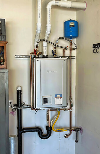 https://southperthhotwater.com.au/uploads/2025/06/instant-hot-water-systems-98444.jpg